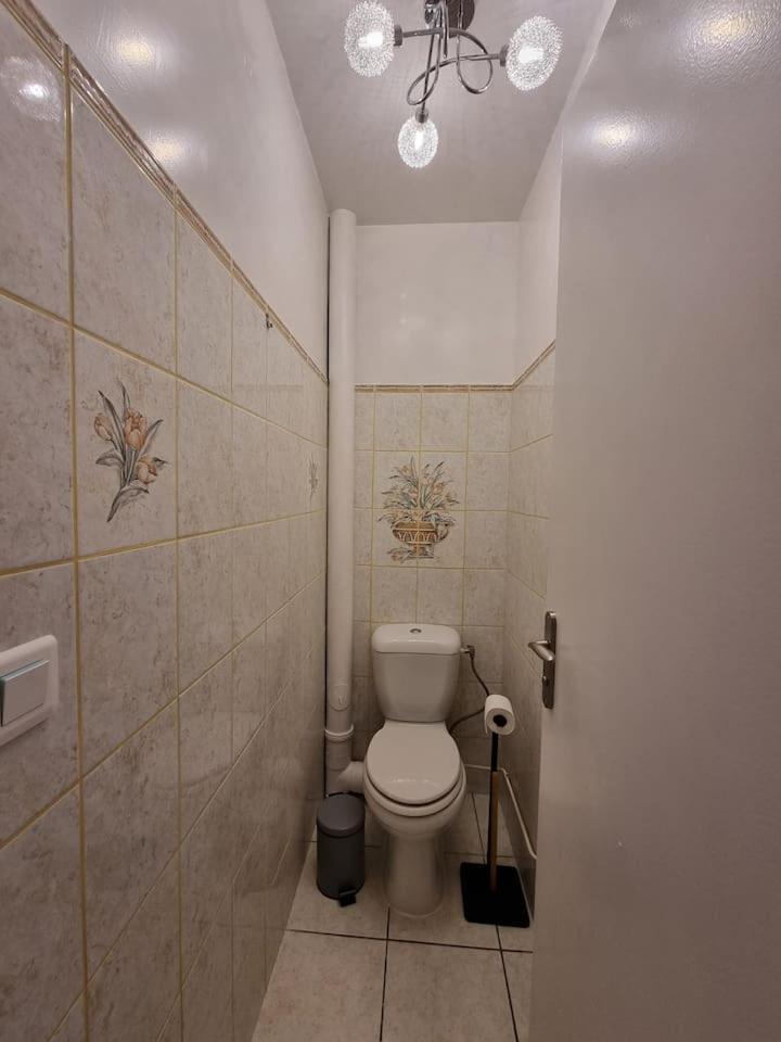 Grand Appartement 3 Chambres Disney - Paris - 82M2 Neuilly-sur-Marne Exterior foto