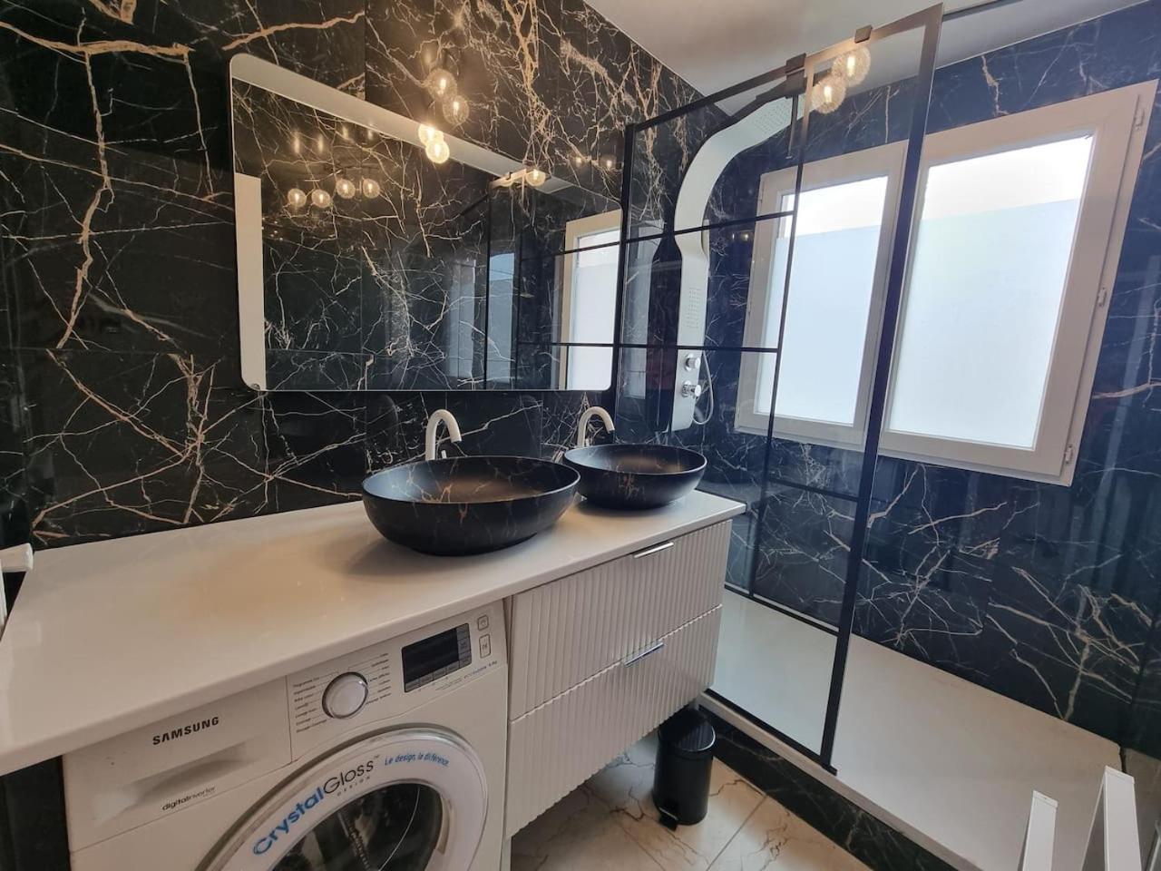 Grand Appartement 3 Chambres Disney - Paris - 82M2 Neuilly-sur-Marne Exterior foto